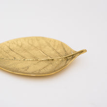 Brass Cast Leaf Decorative Tray, Vide-poche, Medium