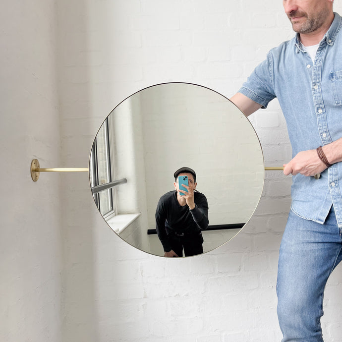 NEW Wall-to-Wall Orbis Round Modern Mirror with Brushed Brass Frame