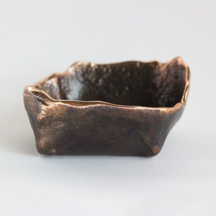 Wabi Sabi small Hand Cast Bronze Decorative Bowl, Vide-Poche
