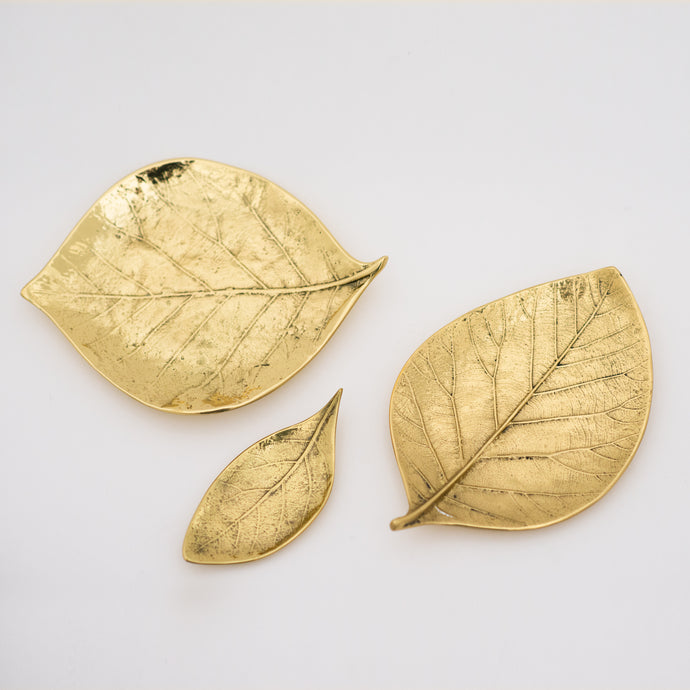 Set of 3 Handmade Brass Leaves Decorative Dishes, Vide-Poche