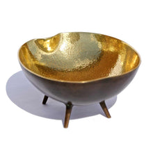 Brass Bowl With Legs, Vide-poche